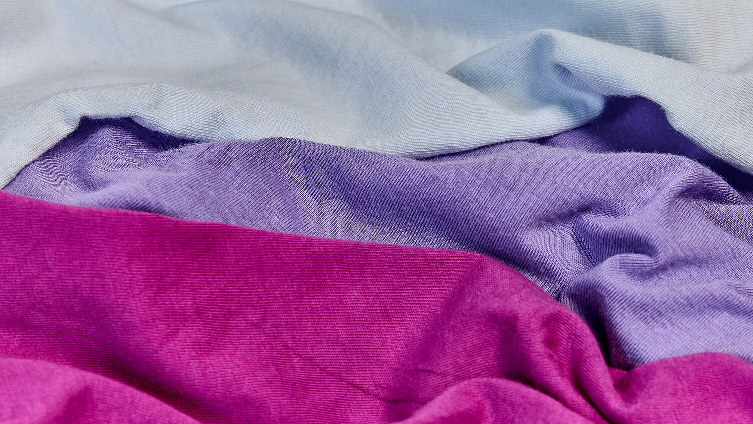 How to Pick the Right Industrial Cleaning Cloths for Your Operation